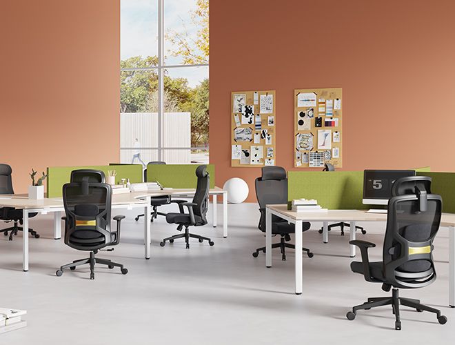 Fabricar cadeiras econômicas para o público